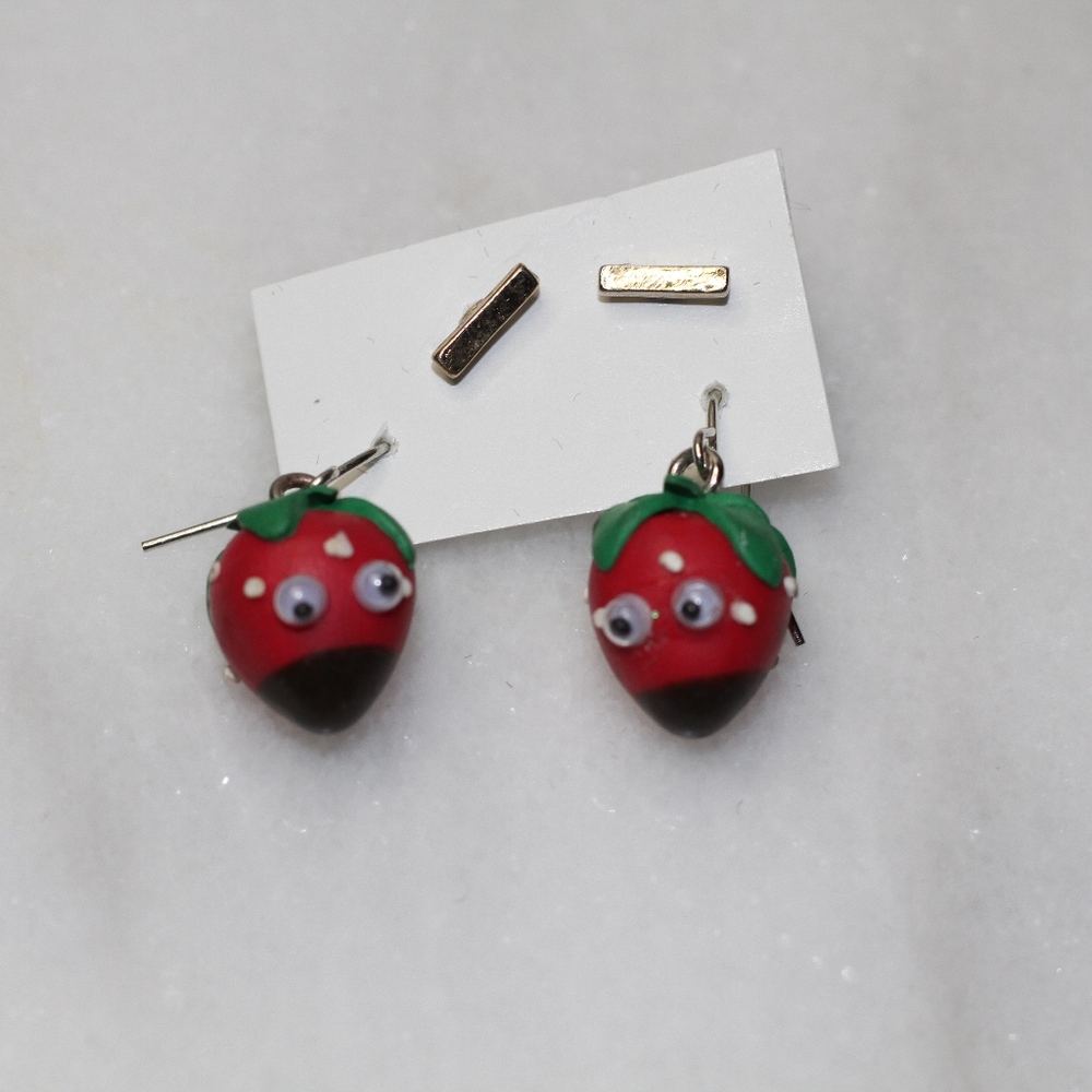 Strawberry Earrings (2pc Set)